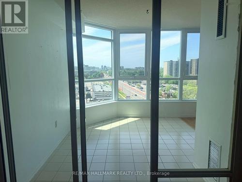 1105 - 3231 Eglinton Avenue E, Toronto, ON - Indoor Photo Showing Other Room