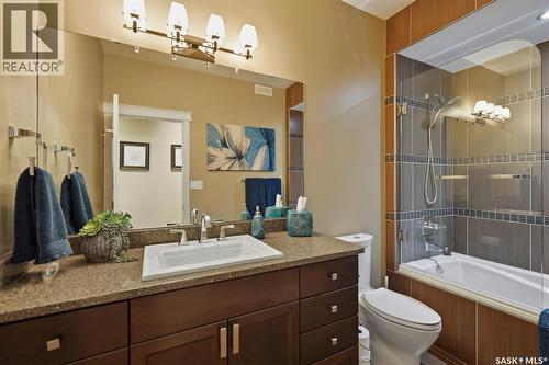 431 Paton Place, Saskatoon, SK - Indoor Photo Showing Bathroom