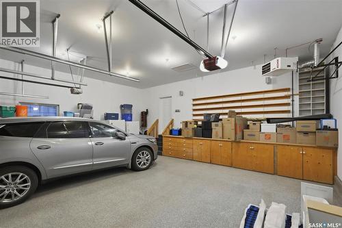 431 Paton Place, Saskatoon, SK - Indoor Photo Showing Garage