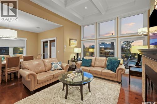 431 Paton Place, Saskatoon, SK - Indoor Photo Showing Living Room
