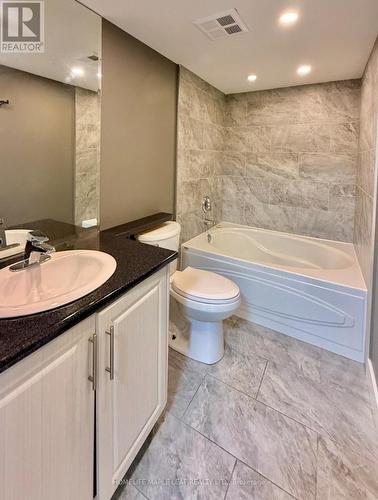 1607 - 1 Rowntree Road, Toronto, ON - Indoor Photo Showing Bathroom