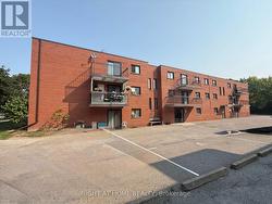 205 - 555 OXFORD STREET Oshawa, ON L1J 3V5
