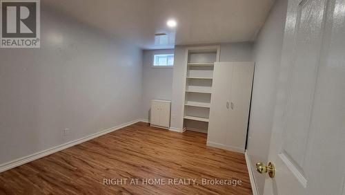 LOWER - 5402 FASDON COURT , Mississauga, Ontario L5V 1Y8 3