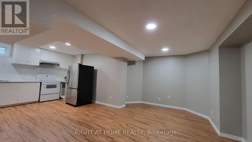 LOWER - 5402 FASDON COURT , Mississauga, Ontario L5V 1Y8 5