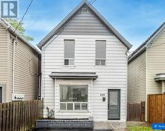 439 FERGUSON AVENUE N  Hamilton, ON L8L 4Z1