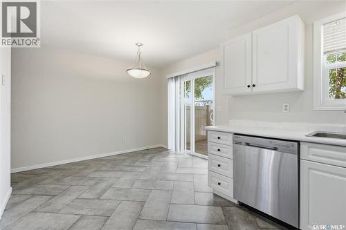 32 203 Herold Terrace, Saskatoon, SK - Indoor Photo Showing Kitchen