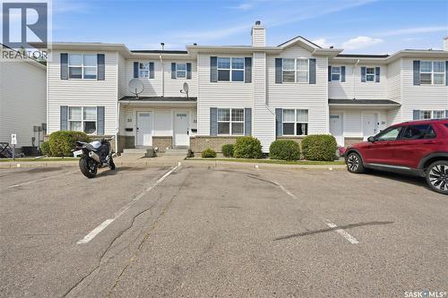 32 203 Herold Terrace, Saskatoon, SK - Outdoor With Facade