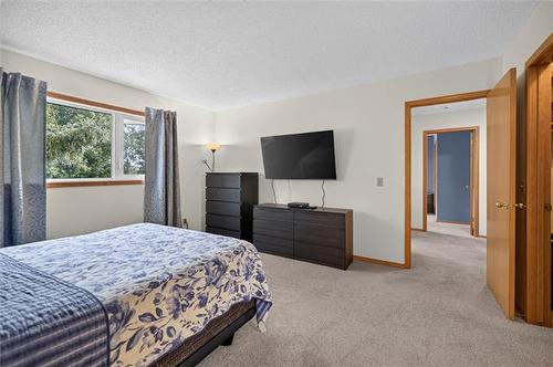 73 High Ridge Rd, Winnipeg, MB - Indoor Photo Showing Bedroom
