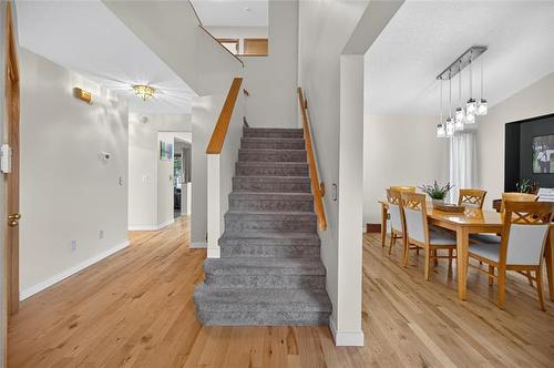 73 High Ridge Rd, Winnipeg, MB - Indoor Photo Showing Dining Room