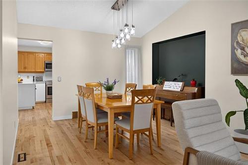 73 High Ridge Rd, Winnipeg, MB - Indoor Photo Showing Dining Room