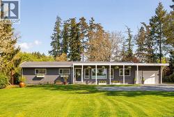 826 Birch Rd  North Saanich, BC V8L 5R9