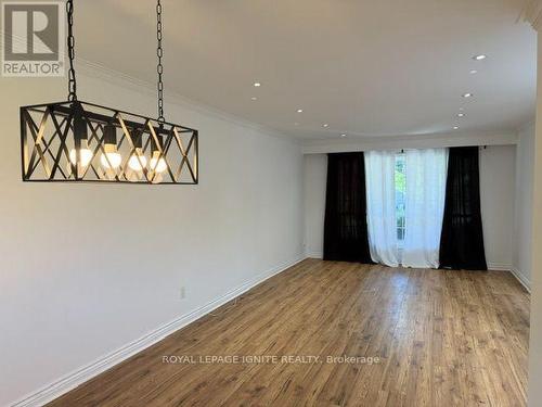 11 Fulwell Crescent, Toronto, ON - Indoor Photo Showing Other Room