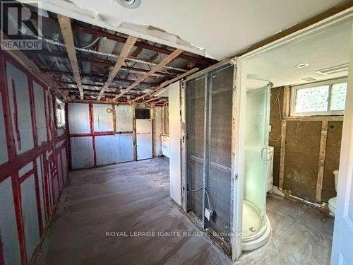 11 Fulwell Crescent, Toronto, ON - Indoor Photo Showing Other Room