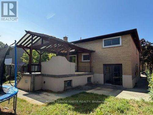 11 Fulwell Crescent, Toronto, ON - Outdoor