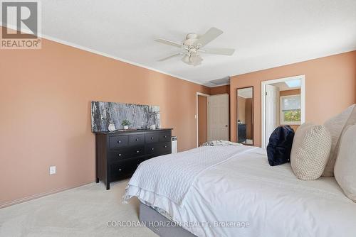 46 Devils Creek Drive, Cambridge, ON - Indoor Photo Showing Bedroom