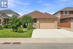 210 BASTILLE STREET  Hamilton, ON L9B 2G5