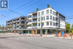 512 2471 ST. GEORGE STREET  Vancouver, BC V5T 0L8