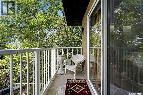 210 Pleasant Avenue, Buena Vista, SK - Outdoor With Balcony