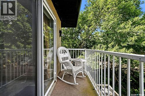210 Pleasant Avenue, Buena Vista, SK - Outdoor With Balcony