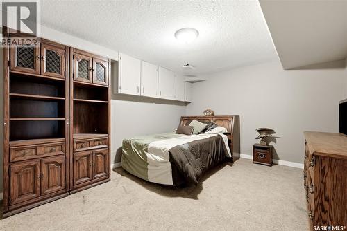 210 Pleasant Avenue, Buena Vista, SK - Indoor Photo Showing Bedroom