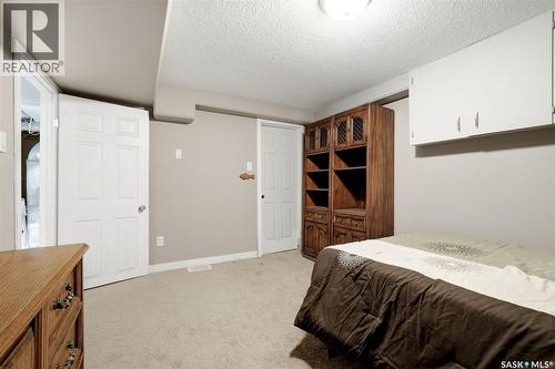 210 Pleasant Avenue, Buena Vista, SK - Indoor Photo Showing Bedroom