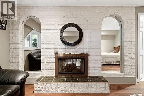 210 Pleasant Avenue, Buena Vista, SK - Indoor Photo Showing Living Room With Fireplace