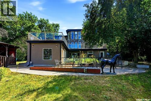 210 Pleasant Avenue, Buena Vista, SK - Outdoor With Deck Patio Veranda