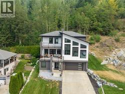 2391 McBride Street Trail, BC V1R 3A6