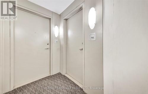 712 - 38 Lee Centre Drive, Toronto, ON - Indoor Photo Showing Other Room