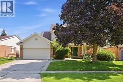 46 DEVILS CREEK Drive  Cambridge, ON N1S 4Y3