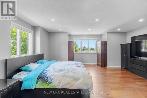 2855 Duncairn Drive, Mississauga, ON - Indoor Photo Showing Bedroom