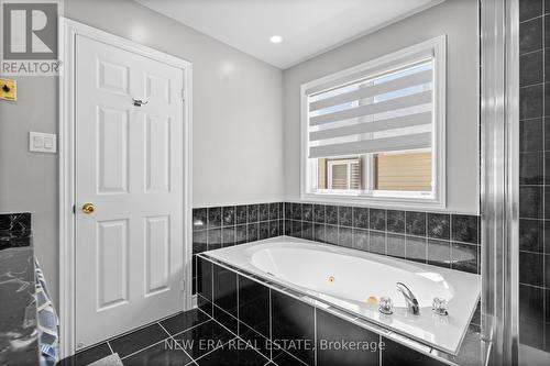 2855 Duncairn Drive, Mississauga, ON - Indoor Photo Showing Bathroom