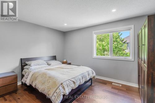 2855 Duncairn Drive, Mississauga, ON - Indoor Photo Showing Bedroom