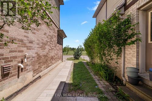 2855 Duncairn Drive, Mississauga, ON - Outdoor