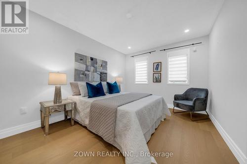 5253 Bushelgrove Circle, Mississauga, ON - Indoor Photo Showing Bedroom