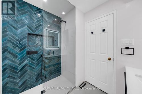5253 Bushelgrove Circle, Mississauga, ON - Indoor Photo Showing Other Room