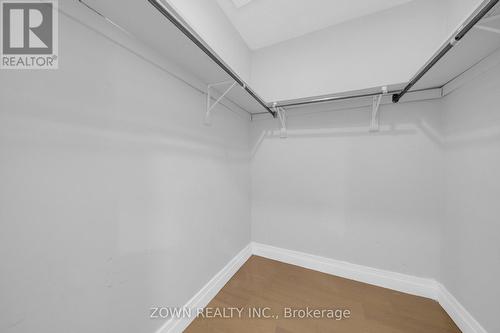 5253 Bushelgrove Circle, Mississauga, ON - Indoor With Storage