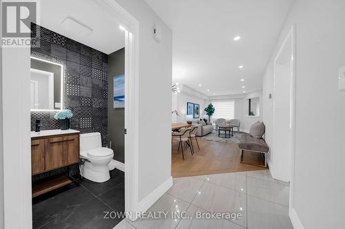5253 Bushelgrove Circle, Mississauga, ON - Indoor