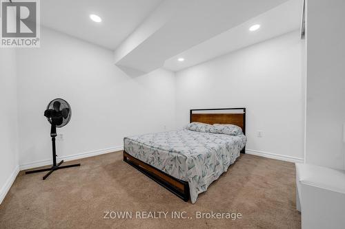 5253 Bushelgrove Circle, Mississauga, ON - Indoor Photo Showing Bedroom