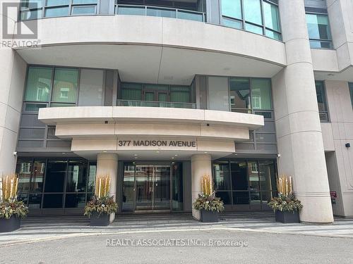 510 - 377 MADISON AVENUE , Toronto, Ontario M4V 3E1 2