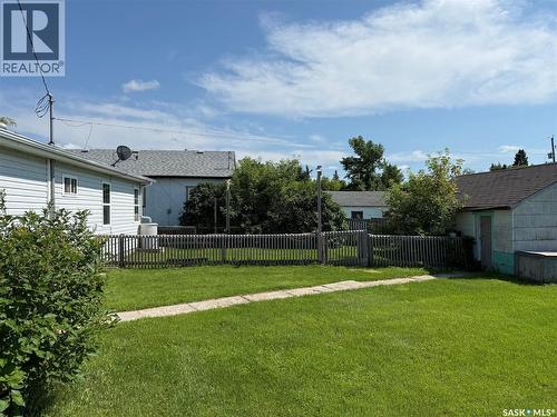 315 3Rd Avenue W, Debden, SK - Outdoor