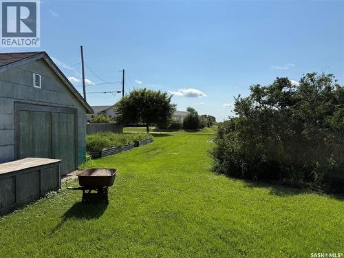 315 3Rd Avenue W, Debden, SK - Outdoor