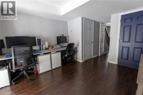 Hardwood flooring with a rich finish - 750 Lawrence Street Unit# 86, Cambridge, ON - Indoor