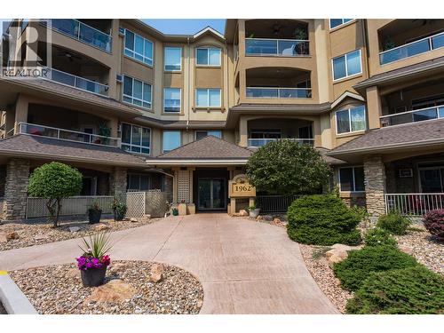 1962 Enterprise Way Unit# 401, Kelowna, BC - Outdoor With Facade