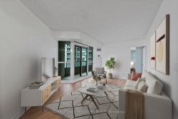 801-19 Grand Trunk Crescent Toronto, ON M5J 3A3