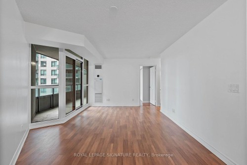 801-19 Grand Trunk Crescent, Toronto, ON - Indoor Photo Showing Other Room