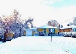 2-524 Rouge Hills Drive  Toronto, ON M1C 2Z8