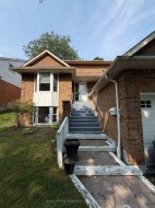 Main-41 Broadbridge Drive  Toronto, ON M1C 3K5