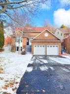 Main and Upper-41 Broadbridge Drive  Toronto, ON M1C 3K5