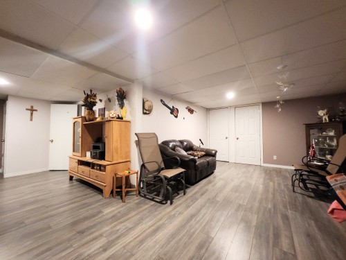 Salle familiale - 625 Ch. Des Daniel, Shawinigan, QC - Indoor